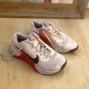 Nike Metcons size 5